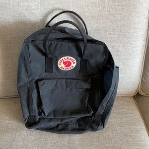 Kanken Classic Size Backpack - Like New